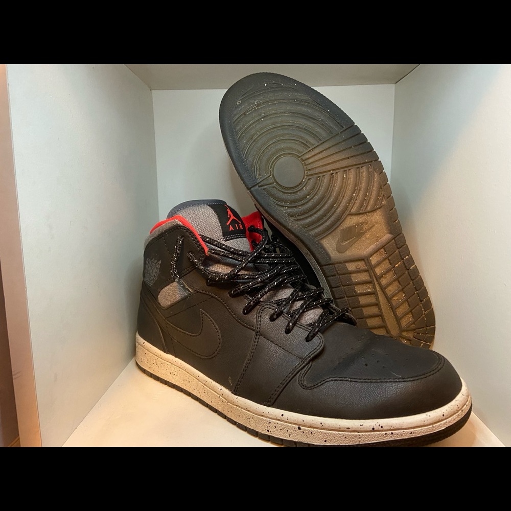 Jordan 1 Mid Winterized